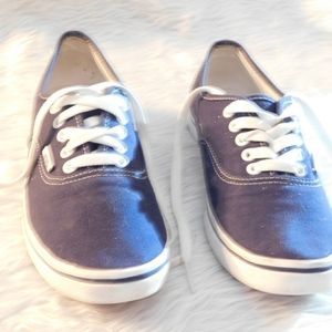 Men's size 7 Vans/8.5 women's